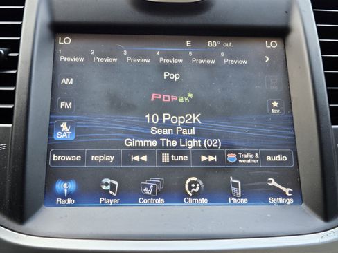 Used 2014 Chrysler 300 image 22