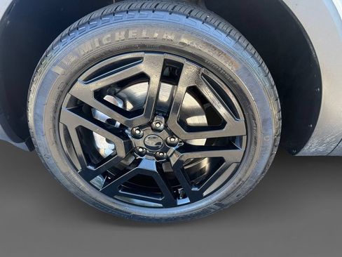Used 2025 Kia Telluride EX X-Line AWD/4WD image 15