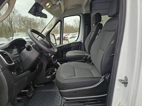 New 2025 RAM ProMaster 1500 w/ Quick Order Package 22G SLT image 27