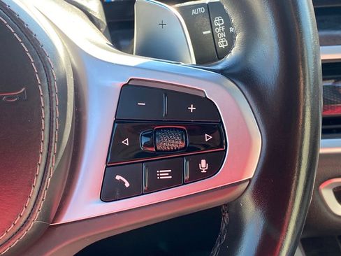 Used 2024 BMW X7 xDrive40i w/ Executive Package image 41