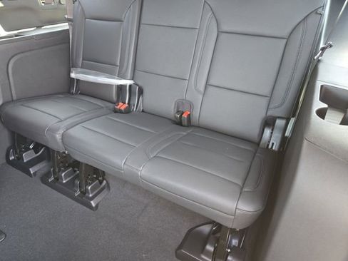New 2026 Chevrolet Suburban LT w/ Comfort Package image 22