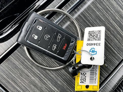 Used 2023 Jeep Wagoneer Series III w/ Convenience Group I AWD/4WD image 14