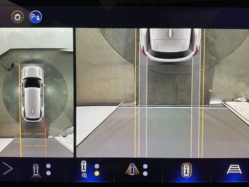 New 2026 Chevrolet Equinox ACTIV w/ Convenience Package III image 17