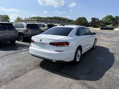 Used 2020 Volkswagen Passat 2.0T SE FWD image 5