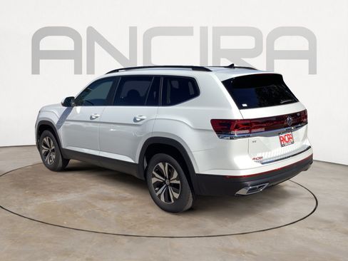 New 2026 Volkswagen Atlas SE FWD image 6