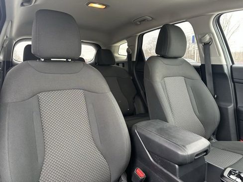 Used 2023 Kia Sportage LX image 8