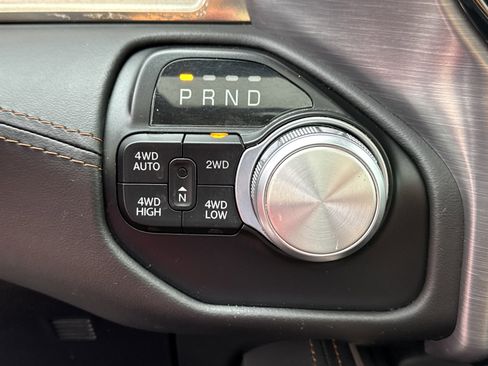 Used 2020 RAM 1500 Longhorn image 36