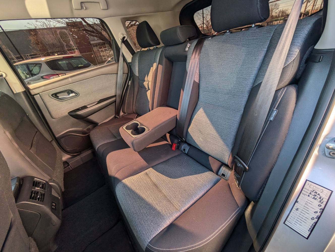 Used 2021 Nissan Rogue SV FWD image 18