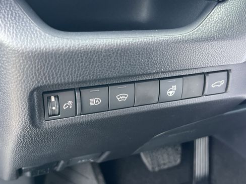 New 2025 Toyota RAV4 XLE image 23