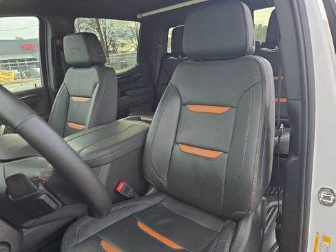 Used 2023 GMC Sierra 1500 AT4 w/ AT4 Premium Package image 14