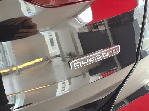 Certified 2025 Audi Q3 2.0T Premium w/ Convenience Package image 18