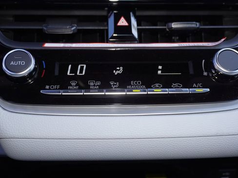 Certified 2026 Toyota Corolla SE image 14