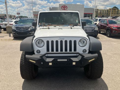 Used 2016 Jeep Wrangler Unlimited Sport w/ Quick Order Package 24S AWD/4WD image 2