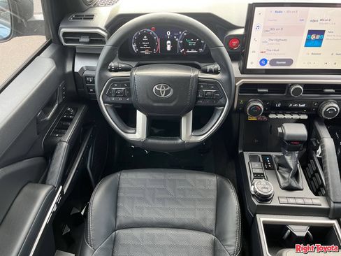 Certified 2026 Toyota 4Runner TRD Off-Road Premium AWD/4WD image 17
