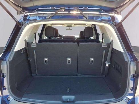 New 2026 Nissan Pathfinder SV FWD image 9