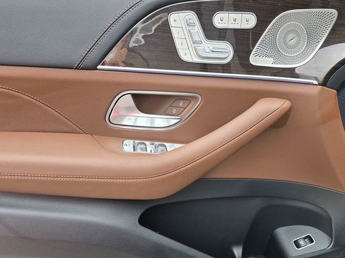 New 2026 Mercedes-Benz GLE 450 4MATIC image 9