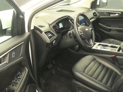 Certified 2024 Ford Edge SEL w/ Convenience Package AWD/4WD image 12