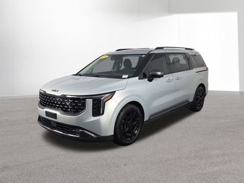 Used 2025 Kia Carnival SX w/ SX Dark Edition Package image 44