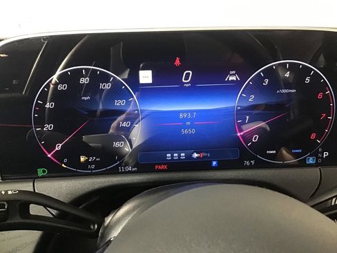 Used 2025 Mercedes-Benz E 450 4MATIC Sedan image 29