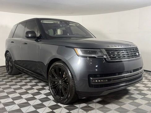 Used 2023 Land Rover Range Rover SE AWD/4WD image 10