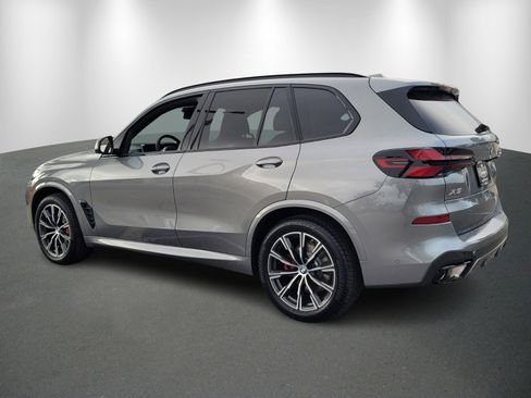 New 2026 BMW X5 xDrive40i w/ M Sport Package image 5