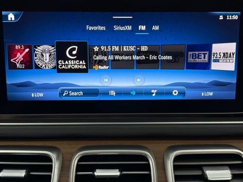Used 2026 Mercedes-Benz GLS 450 4MATIC image 36