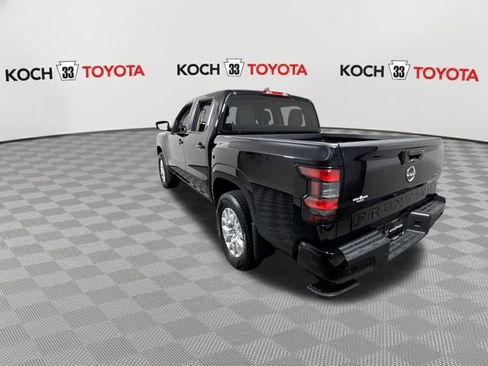 Used 2022 Nissan Frontier SV w/ Technology Package image 6