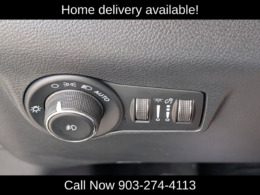 Used 2026 Jeep Compass Limited AWD/4WD image 26
