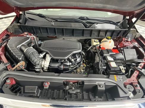 Used 2017 GMC Acadia Denali w/ Technology Package FWD image 29