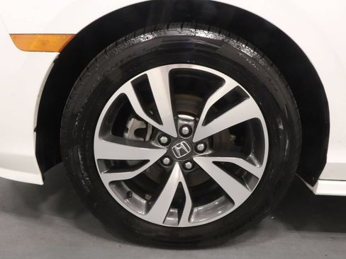 Used 2024 Honda Odyssey Touring image 25