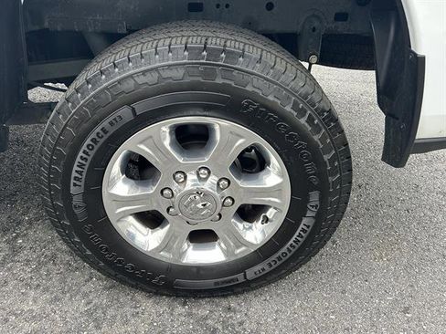 Used 2024 RAM 2500 Big Horn image 33