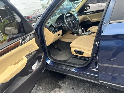 Used 2017 BMW X3 sDrive28i RWD image 13