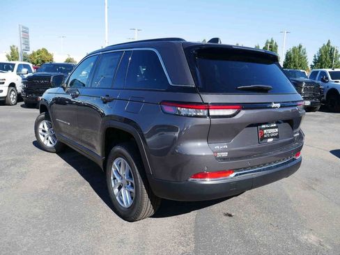 New 2025 Jeep Grand Cherokee Laredo X image 15