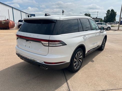 New 2025 Lincoln Aviator Premiere w/ Equipment Group 101A image 6