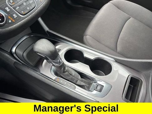 Used 2023 Chevrolet Malibu LT FWD image 27