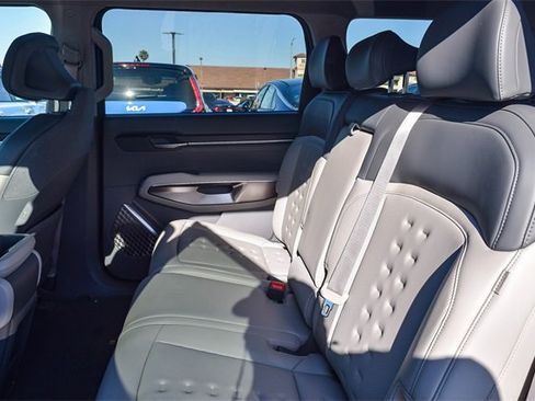 New 2024 Kia EV9 Wind image 19