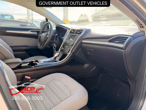 Used 2016 Ford Fusion S image 11