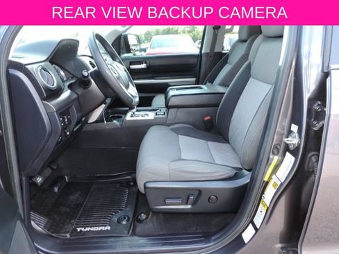 Used 2017 Toyota Tundra SR5 w/ SR5 Upgrade Package RWD image 10