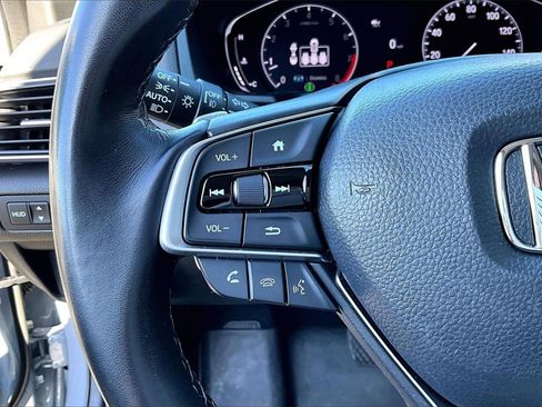 Used 2022 Honda Accord Touring image 30