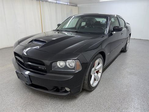 Used 2006 Dodge Charger SRT8 w/ SRT Option Group III RWD image 3