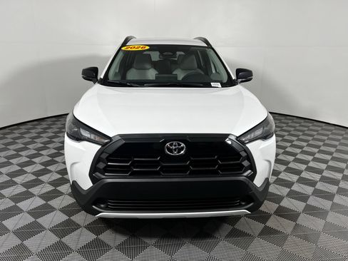 Used 2026 Toyota Corolla Cross LE AWD/4WD image 2