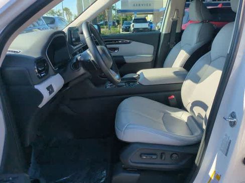 Used 2023 Honda Pilot EX-L image 17