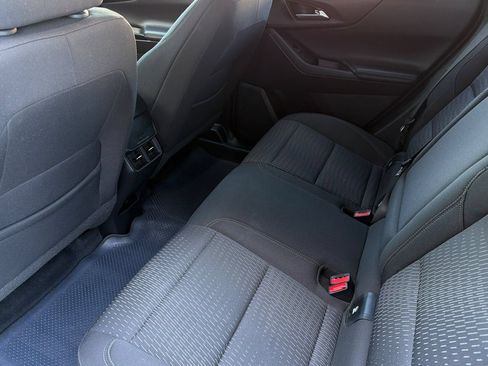Used 2025 Chevrolet Equinox LT FWD image 15