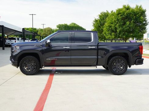 Used 2022 GMC Sierra 1500 Denali Ultimate AWD/4WD image 2