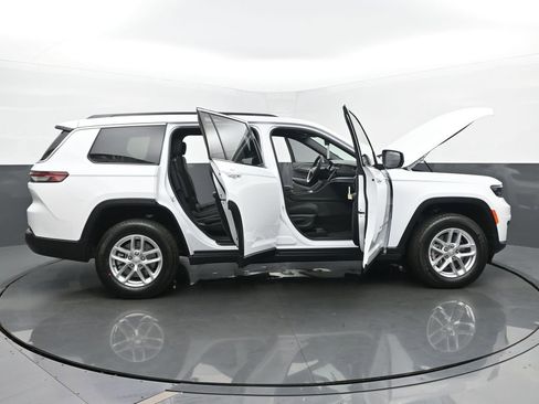 New 2025 Jeep Grand Cherokee L Laredo w/ Luxury Tech Group I image 59