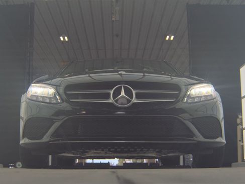 Used 2021 Mercedes-Benz C 300 Sedan w/ Premium Package image 4