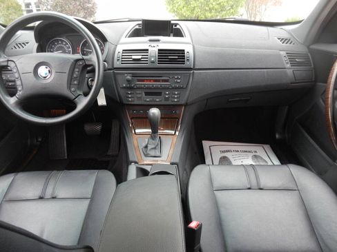 Used 2005 BMW X3 3.0i AWD/4WD image 2