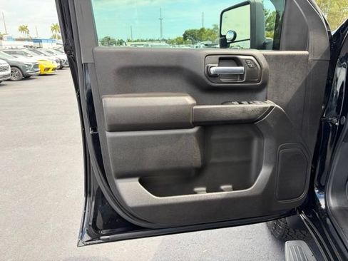 Used 2025 Chevrolet Silverado 2500 Custom w/ Custom Value Package AWD/4WD image 12