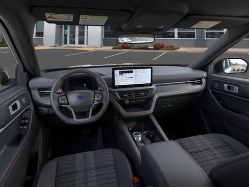 Used 2026 Ford Explorer ST-Line w/ ST-Line Street Pack AWD/4WD image 9