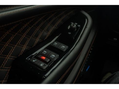 Used 2022 Jeep Grand Cherokee L Summit AWD/4WD image 31